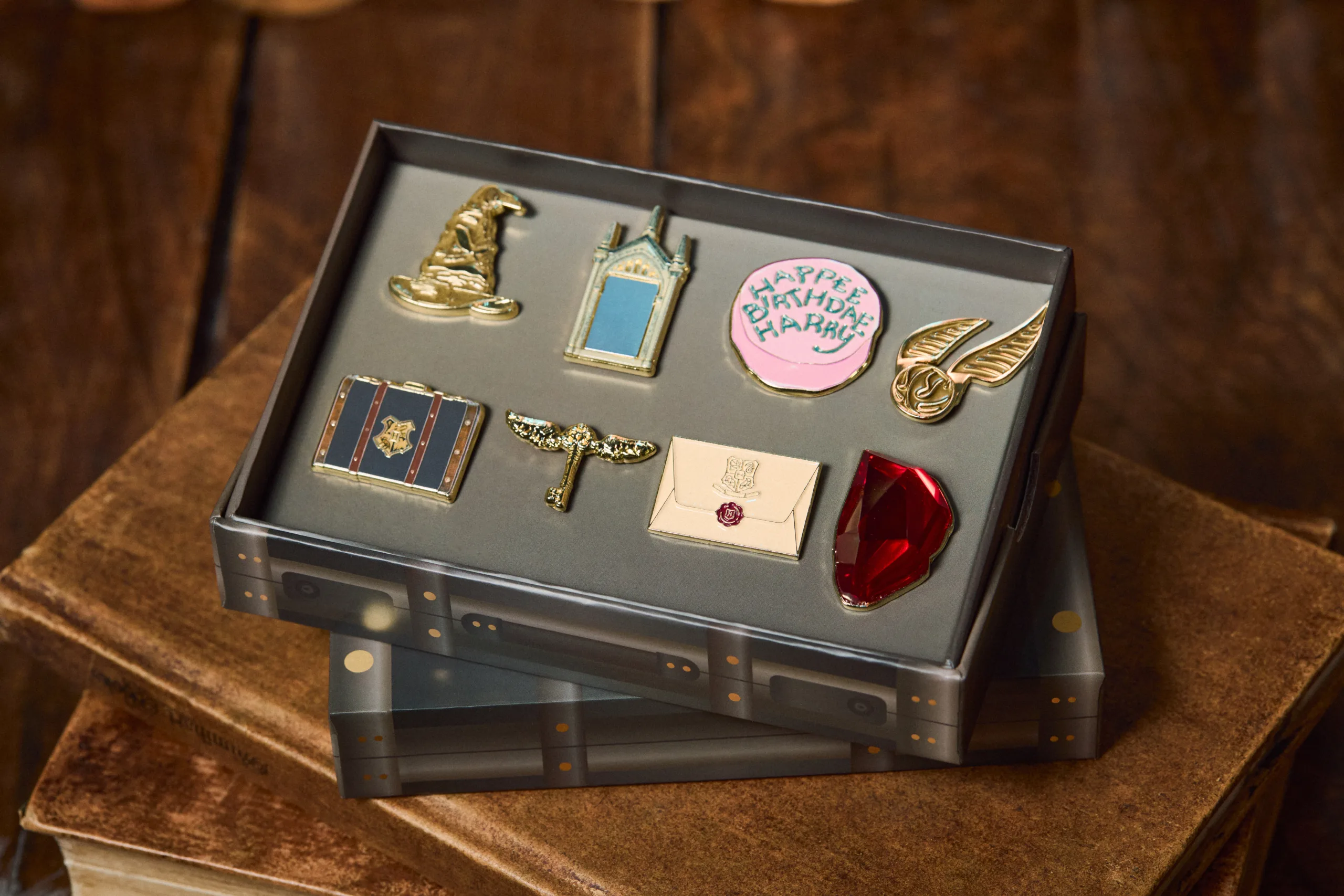 『ハリー・ポッターと賢者の石』 ミニ ピンバッジ セット